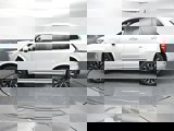 New 2025 Volvo XC90 T8 Plus w/ Protection Package Premier image 5