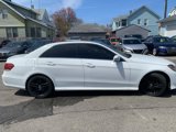 Used 2016 Mercedes-Benz E 350 4MATIC Sedan image 4