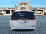 New 2025 Chrysler Pacifica Limited image 4