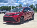Certified 2025 Toyota Sienna XSE image 2