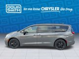 New 2025 Chrysler Pacifica Premium image 3