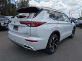 New 2025 Mitsubishi Outlander SEL image 4
