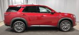 New 2025 Nissan Pathfinder SL w/ SL Premium Package image 2