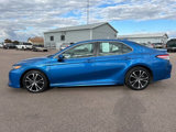 Used 2020 Toyota Camry SE image 2