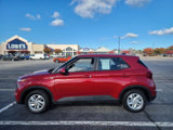 Used 2022 Hyundai Venue SE image 5