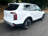 Used 2024 Kia Telluride EX w/ EX Captain's Chair Package image 4