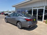 Used 2023 Nissan Altima 2.5 SL image 3