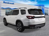 New 2025 Honda Pilot Elite image 2