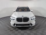 New 2026 BMW X7 xDrive40i w/ Premium Package image 2