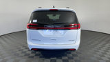 New 2025 Chrysler Pacifica Limited image 5