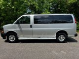 Used 2017 Chevrolet Express 3500 LS image 3