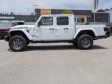 New 2025 Jeep Gladiator Mojave image 2