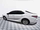 Used 2019 Toyota Camry LE image 6