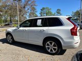 Certified 2022 Volvo XC90 T5 Momentum w/ Protection Package image 5