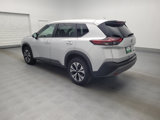 Used 2023 Nissan Rogue SV image 3