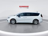 New 2026 Chrysler Pacifica Select image 6