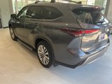 New 2025 Toyota Highlander Platinum image 4