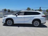Certified 2023 Toyota Highlander Platinum image 3