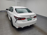 Used 2023 Toyota Camry SE image 6