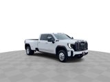 New 2025 GMC Sierra 3500 Denali Ultimate image 2