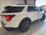 Used 2025 Ford Explorer ST image 4