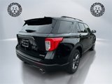 Used 2022 Ford Explorer XLT w/ Equipment Group 202A image 3