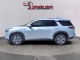 New 2025 Nissan Pathfinder SL image 2