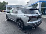 New 2026 Chevrolet Traverse LT image 3