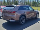 New 2025 MAZDA CX-70 Plug-In Hybrid w/ Premium Pkg image 2