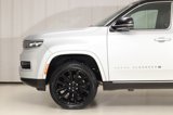Used 2023 Jeep Grand Wagoneer Series II image 3