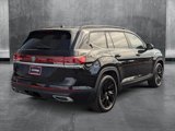 New 2025 Volkswagen Atlas SE image 2