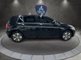 Used 2019 Volkswagen e-Golf SE w/ Driver Assistance Package image 6
