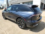 Used 2024 Lincoln Nautilus Reserve w/ Equipment Group 202A image 3