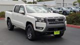 New 2025 Nissan Frontier SV w/ SV Convenience Package image 3