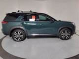 Used 2024 Nissan Pathfinder Platinum image 3