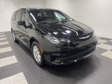 New 2025 Chrysler Voyager LX image 5