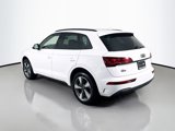 Used 2025 Audi Q5 2.0T Premium w/ Convenience Plus Package image 3