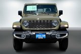 New 2025 Jeep Gladiator Sport image 6