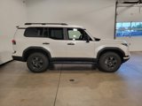Used 2025 Lexus GX 550 image 3