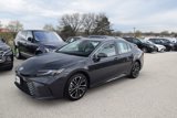 Used 2025 Toyota Camry XLE image 3