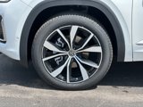 New 2025 Volkswagen Atlas SEL Premium R-Line image 5