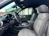 Used 2022 Chevrolet Traverse LT w/ LPO, Cargo Package image 2