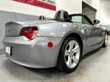 Used 2006 BMW Z4 3.0i image 3