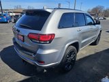 Used 2018 Jeep Grand Cherokee Altitude image 6