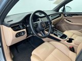 Used 2025 Porsche Macan image 4