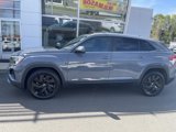 Certified 2024 Volkswagen Atlas Cross Sport SE w/ Panoramic Sunroof Package image 2