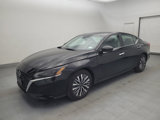 Used 2023 Nissan Altima 2.5 SV image 2