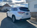 Used 2016 Toyota Highlander LE image 3