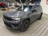 Used 2024 Jeep Grand Cherokee Altitude image 2
