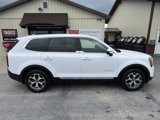 Used 2022 Kia Telluride EX image 2